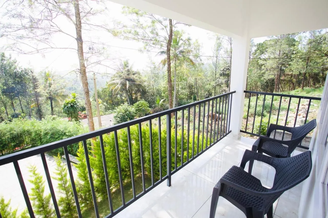 Hotel The Hazeberg Munnar 3*,